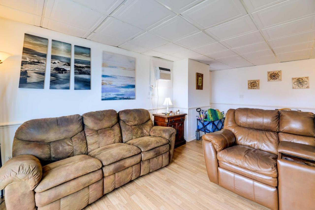 1 Ocean Fun Emerald Isle Apt, Steps To Beaches! Екстериор снимка